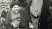 دنیا همچون آب دریاست