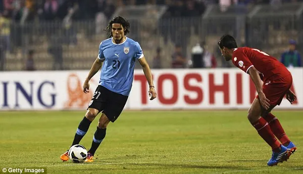 اروگوئه: ادینسون کاوانی (Edinson Cavani) - مهاجم تیم فوتبال پاریسن ژرمن با زدن 6 گل نقش کلیدی در صعود اروگوئه داشت. البته همه ما به خوبی لوئیس سوارز مهاجم گلزن لیورپول را نیز می شناسیم که بی شک یکی از ستاره های اروگوئه در جام جهانی خواهد بود.