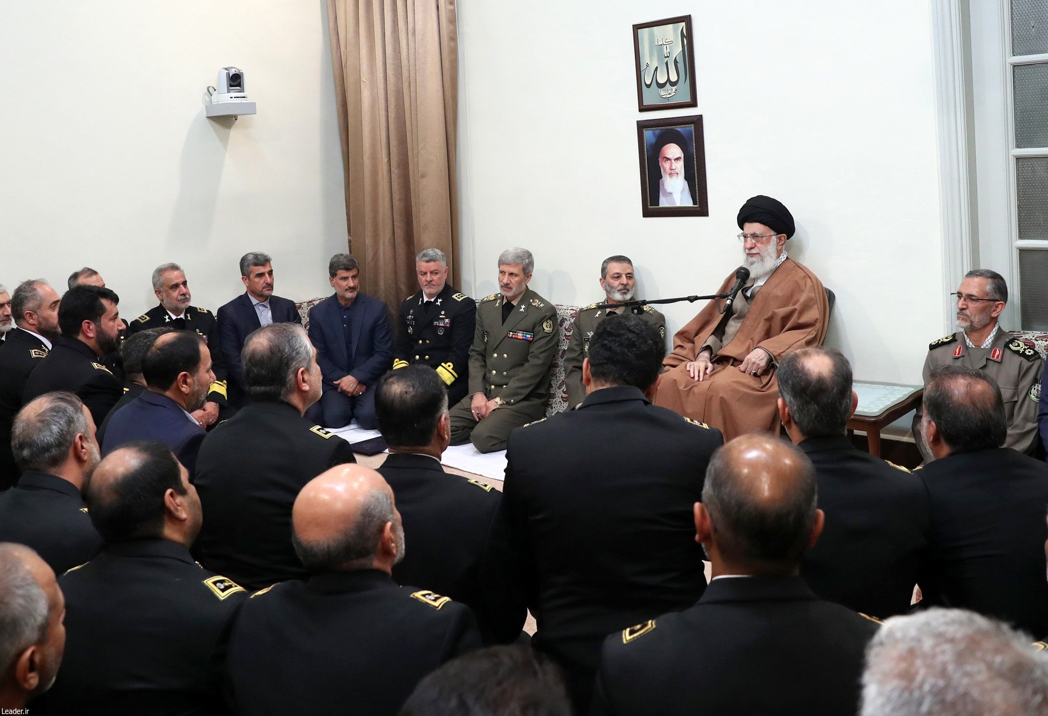 تابناک