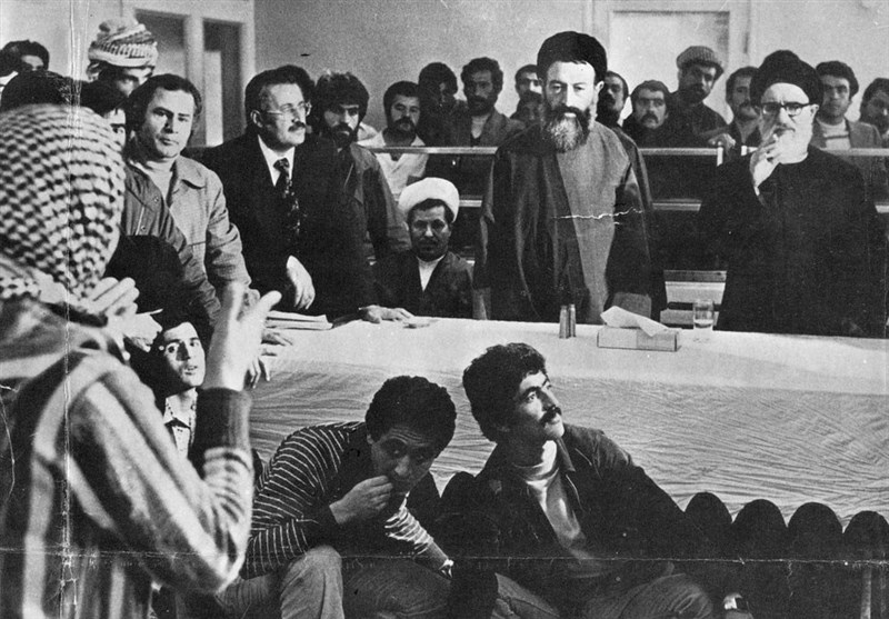 آیتالله طالقانی پدری که در قاب یک عنوان نمیگنجید/ روایت رهبر شهید انقلاب از مرد مبارزه و صداقت آیتالله طالقانی پدری که در قاب یک عنوان نمیگنجید/ روایت رهبر شهید انقلاب از مرد مبارزه و صداقت