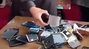 حرکت عجیب اعضای طالبان علیه موبایل!