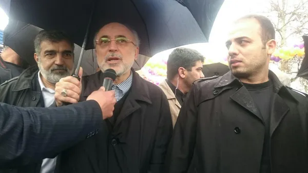 علی اکبر صالحی در راهپیمایی ۲۲ بهمن