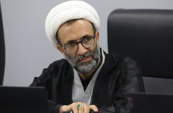«نفوذ» باید با قانون مهار شود / ابهامهای جدی درباره رژیم حقوقی دریای خزر «نفوذ» باید با قانون مهار شود / ابهامهای جدی درباره رژیم حقوقی دریای خزر