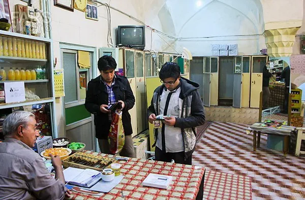 پرداخت هزینه حمام و دلاک در گرمابه عمومی ، تبریز