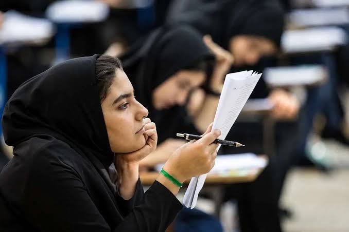 وقتی آموزش مجازی است، کنکور نمیتواند واقعی باشد وقتی آموزش مجازی است، کنکور نمیتواند واقعی باشد