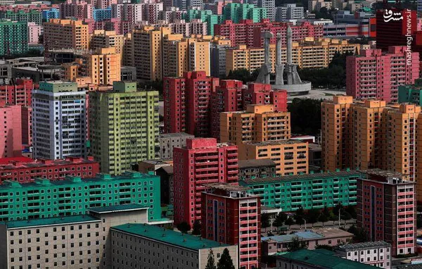 ساختمان های بلند و رنگارنگ در پیونگ یانگ
