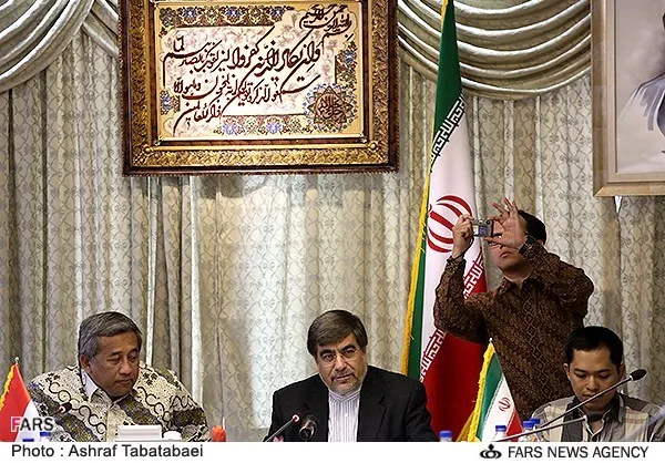 علی جنتی و محمد نوح وزرای فرهنگ و ارشاد اسلامی ایران و اندونزی