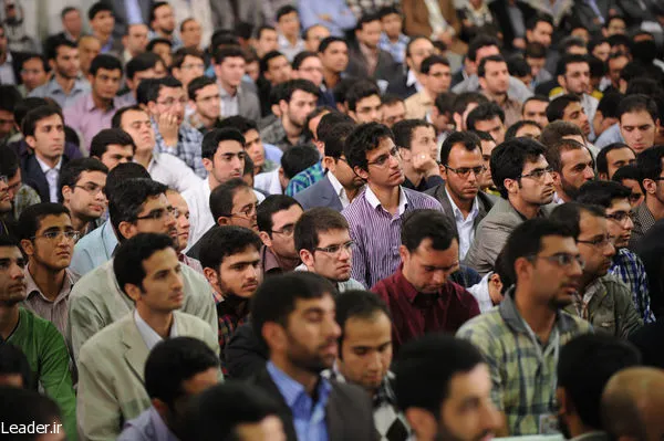 رهبر معظم انقلاب در دیدار نخبگان جوان کشور