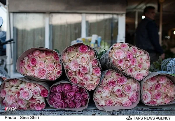 بازار گل محلاتی