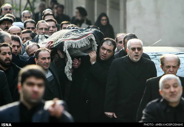تشییع پیکر مادر وزیر امور خارجه