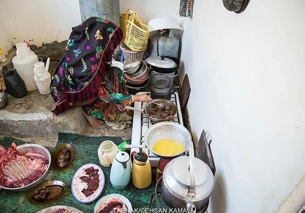 مردم جرگلان در روز عید قربان صبحانه عادی نمی خورند ، و اولین صبحانه این روز را با گوشت قربانی شروع می کنند.