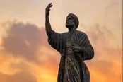 نگاهی به تاثیرگذاری متنبی بر سرایندگان شعر فارسی