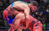 کنایه علیرضا دبیر به معصومی و یک روایت عجیب/ اختلاف در کشتی ایران از کجا کلید می‌خورد؟