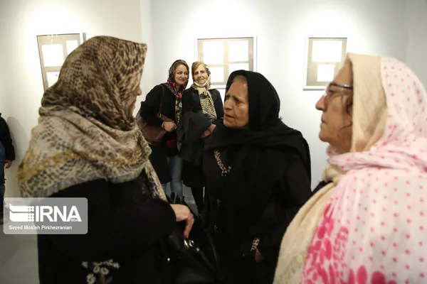 نمایشگاه نقاشی زنان سالمند در سنندج