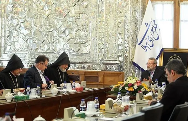 دیدار رهبر کلیسای ارامنه حوزه سیلیسی لبنان با رئیس مجلس شورای اسلامی./FNA
