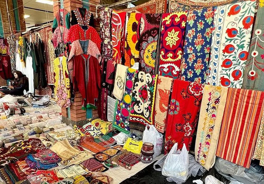 بازاری برای صبورها/ از خیابان جمهوری تا ترافیک عباسآباد؛ چه بر سر جمعهبازار پروانه آمد؟ بازاری برای صبورها/ از خیابان جمهوری تا ترافیک عباسآباد؛ چه بر سر جمعهبازار پروانه آمد؟