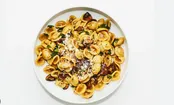 طرز تهیه پاستا کاربونارا با قارچ