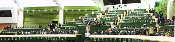 حضور خبرنگار داخلی و خارجی برای پوشش زنده مراسم تحلیف - عکس : علی علیزاده