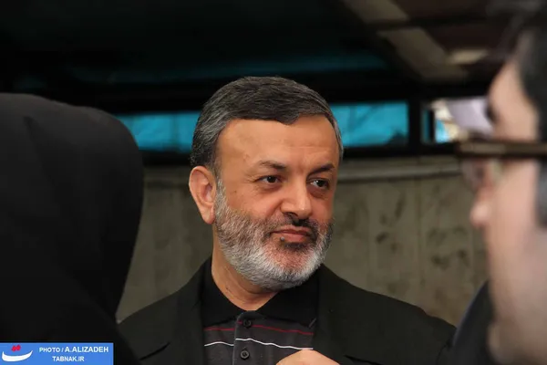 محمدرضا اسکندری، نخستین وزیر کشاورزی دولت محمود احمدی نژاد هم خود را برای شرکت در انتخابات شورای شهر آماده کرده است.