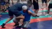 سرشاخ شدن هادی عامل با رحمان بی‌رحم!