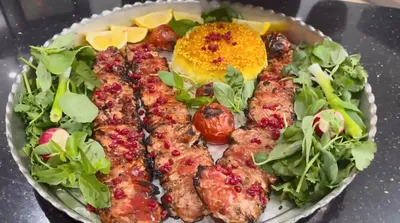 طرز تهیه جوجه کباب با سس زرشک