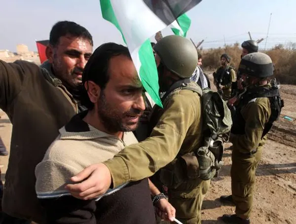 اعتراض فلسطینی&zwnj;ها به مصادره زمین&zwnj;هایشان توسط اسرائیل در نوار غزه - ANSA
