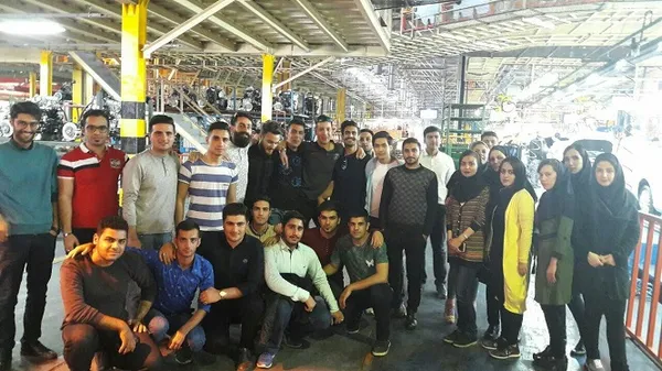 سفر دانشجویان مؤسسة آموزش عالی پاسارگاد شیراز به شرکت 
کرمان موتور اسفند ماه 1395
