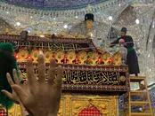 ندای لبیک یا عباس(ع) زائران حرم قمر بنی هاشم