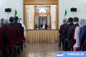 عکس: نشست وزیر خارجه با سفرا و روسای نمایندگی‌های خارجی و بین‌ المللی