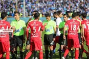 فیلم کارشناسی داوری دربی؛کارت قرمز بازیکن استقلال دیده نشد