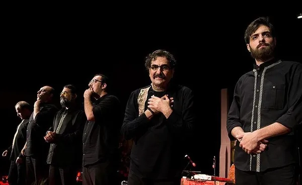 کنسرت بزرگ &laquo;شهرام ناظری&raquo; چهارشنبه شب در تالار وزارت کشور برگزار شد. این کنسرت به دلیل استقبال طرفداران موسیقی و ازدحام جمعیت با نیم ساعت تأخیر آغاز شد اما از سوی شهرام ناظری و گروه موسیقی &laquo;مولوی&raquo;، این برنامه به مرحوم محمدرضا لطفی تقدیم شد. /TASNIM
