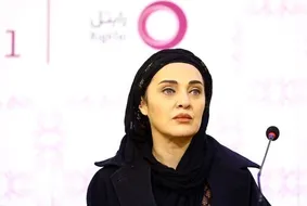 تصویری از رویا نونهالی در سن ۲۴ سالگی