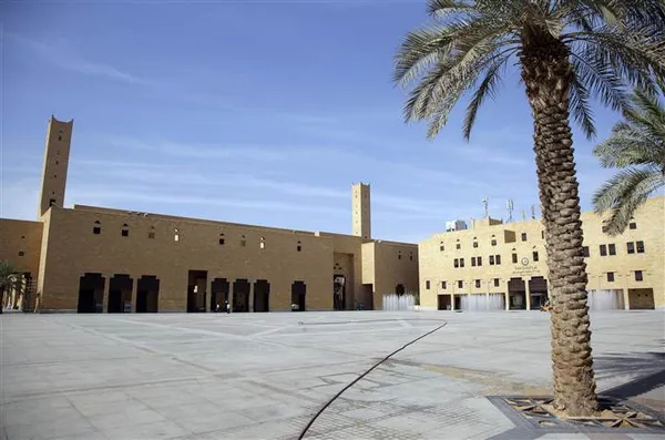 یکی از میادین گردن زدن در عربستان