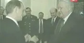 خودنویس یلتسین، نماد انتقال قدرت به پوتین / جشن تولد صدام حسین با ۲۲ میلیون شمع! / سخنرانی سالوادور آلنده در سازمان ملل / نبرد بر سر کانال استراتژیک