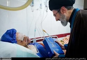 عیادت رهبر انقلاب از جانبازان پیجری حزب‌الله لبنان