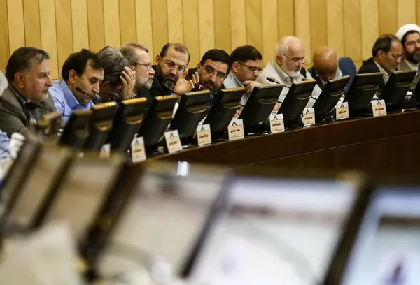 جلسه کمیسیون تلفیق بودجه بعد&zwnj;از&zwnj;ظهر دوشنبه با حضور علی لاریجانی رئیس مجلس شورای اسلامی برگزار شد./MNA
