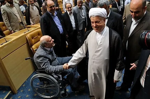 بیست و ششمین همایش فرماندهان پشتیبانی و مهندسی جنگ جهاد صبح روز پنج&zwnj;شنبه با حضور آیت&zwnj;الله رفسنجانی در محل اجلاس سران کشورهای اسلامی برگزار شد./FNA
