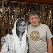 عکسی از چهره شکسته  حمید گودرزی بعد از فوت مادر