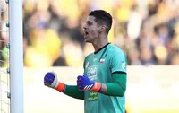 افسار فوتبال ایران در دست دلال‌ها/ پرسپولیسِ نیازمند یا یک پیام گمراه کننده
