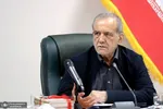 دولت هر روز با یک بحران مواجه است / هر کس می‌تواند این گوی و این میدان!