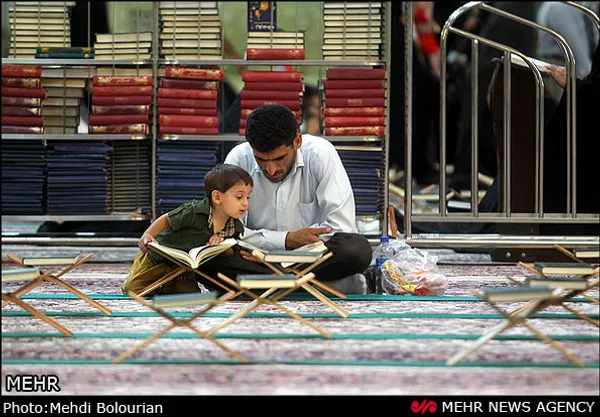 محفل انس با قرآن در حرم رضوی