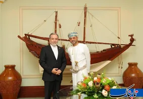 دیدار عراقچی با وزیر خارجه عمان در مسقط + عکس