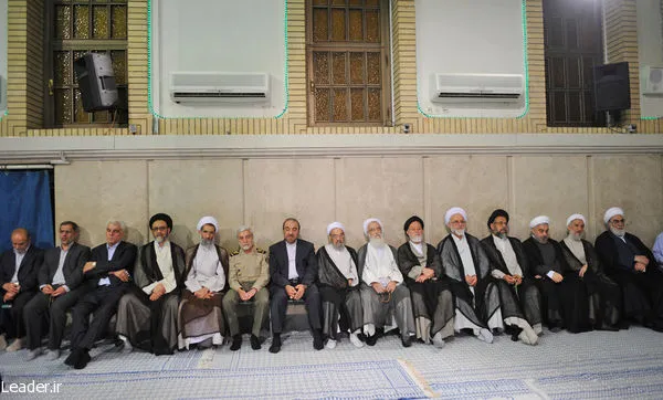 دیدار با رهبری در روز مبعث