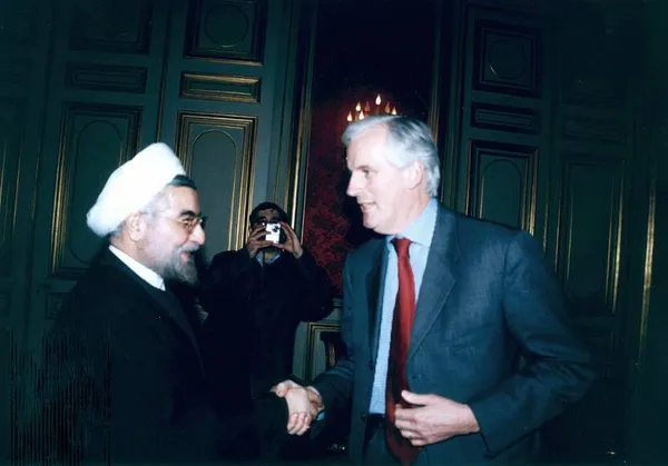 ملاقات با بارنیه وزیرخارجه فرانسه - پاریس ١٣٨٣/١٢/٦