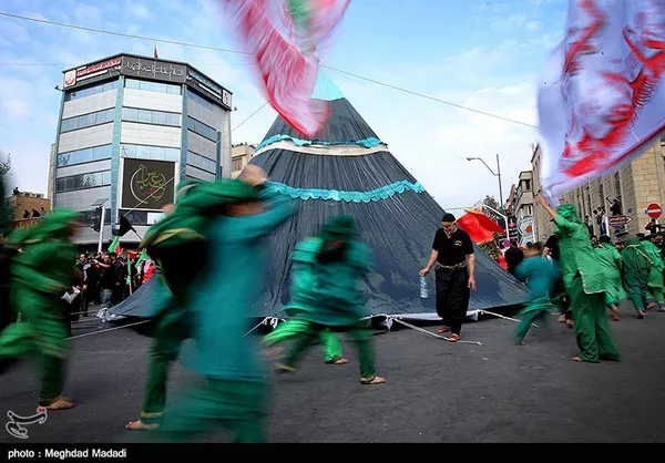 خیمه سوزان ظهر عاشورا - چهار راه گلوبندک تهران 