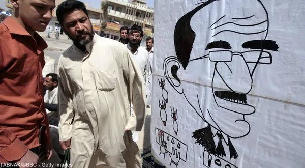آقای مالکی پس از انتخابات سال ۲۰۱۰ از سوی مخالفانش در دولت تحت فشار قرار گرفت. پس از پیشروی&zwnj;های تروریستهای تکفیری در شمال عراق، فشار&zwnj;ها بر او برای کناره&zwnj;گیری شدت گرفت.