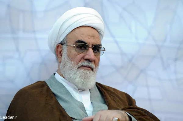 ديدار جمعي از نخبگان و برگزيدگان اقشار مختلف استان خراسان شمالي
25/07/91