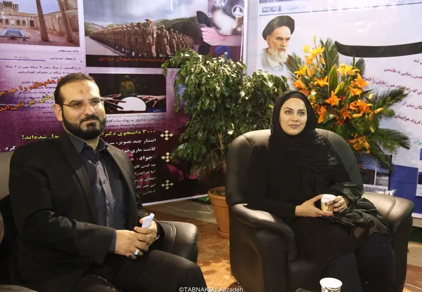 نرگس آبیار کارگردان و محمدحسین قاسمی تهیه کننده