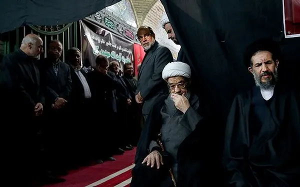 مراسم ترحیم آیت&zwnj;الله مهدوی کنی در بازار./FNA
