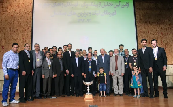 مراسم تجلیل از تیم&zwnj;های برتر لیگ بسکتبال/IRNA

